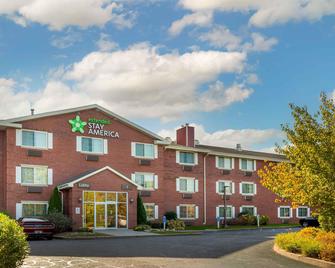 Extended Stay America Suites - Hartford - Farmington - Farmington - Building