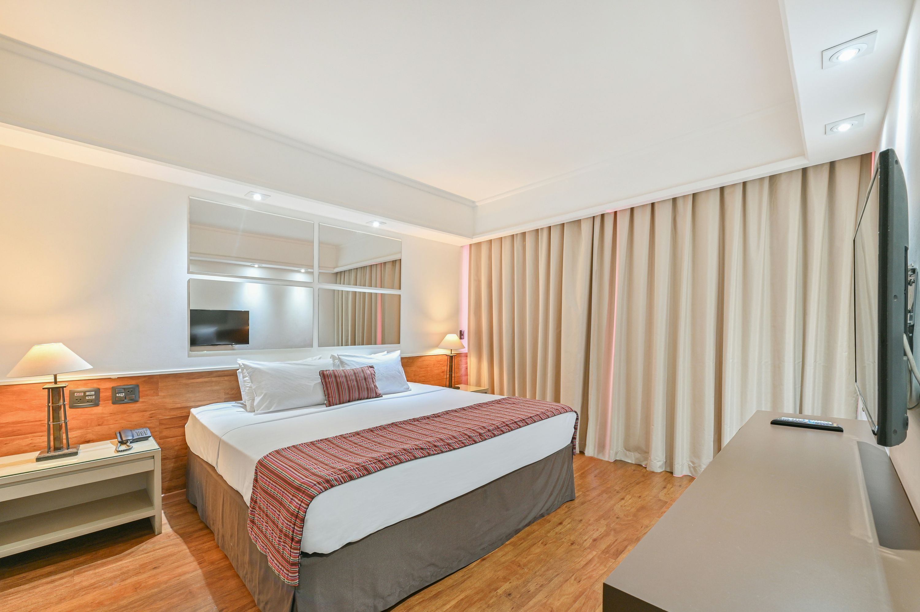 Hotel Golden Park Campinas Cambuí By Nacional Inn - קמפינאס - חדר שינה