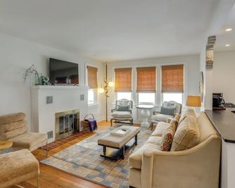 Cozy Cottage in Historic Village Near Ce - Milan - Obývací pokoj