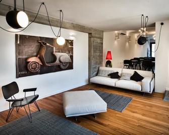 Teku Sardinia Boutique Hotel - Bari Sardo - Living room