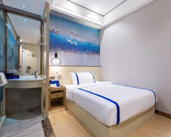 Shenzhen Bakatun Boutique Hotel - Shenzhen - Bedroom