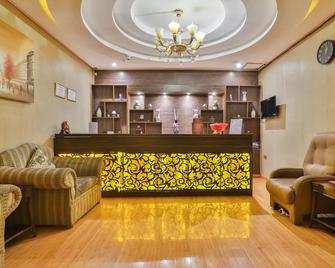 Marhaba Residence Hotel Apartments - עג'מאן - דלפק קבלה