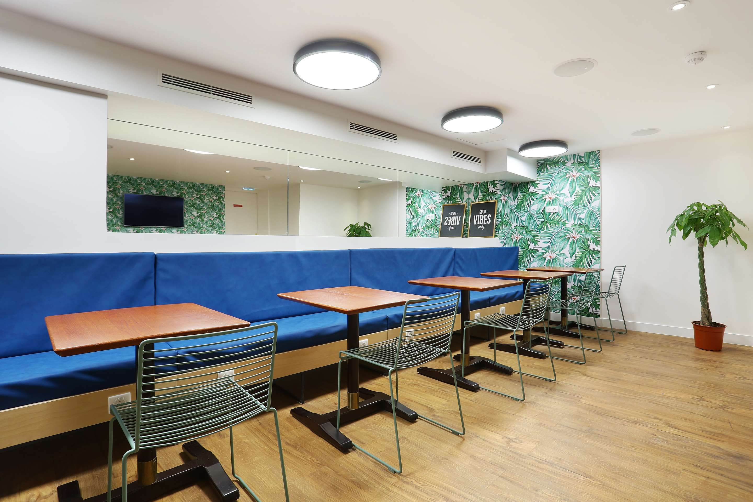 The Playce Hotel & Bar By Happyculture - Paris - Restaurant