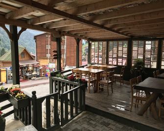 Pilita Bungalov & Restaurant - Ayder - Patio