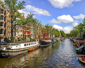 Hotel Atlantis Amsterdam - Amsterdam - Building
