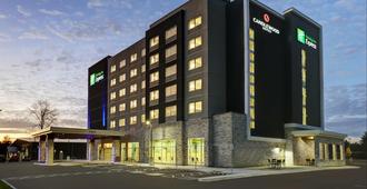 Holiday Inn Express - Kingston West, An IHG Hotel - Kingston - Building
