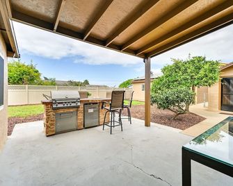 Sunny San Diego Home w/ Private Yard & Grill! - San Diego - Patio