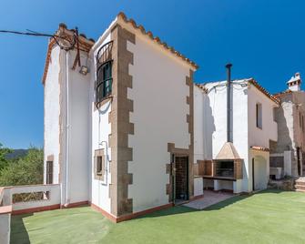 Masía Can Garriga, apartament avia - Gerona - Edificio
