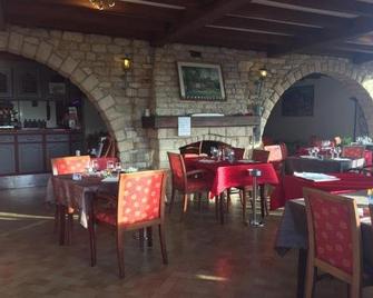La Table Des Bons Peres - Saint-Mihiel - Restaurante