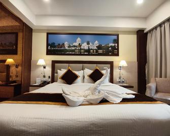 Hotel Rimi International - Agartala - Bedroom