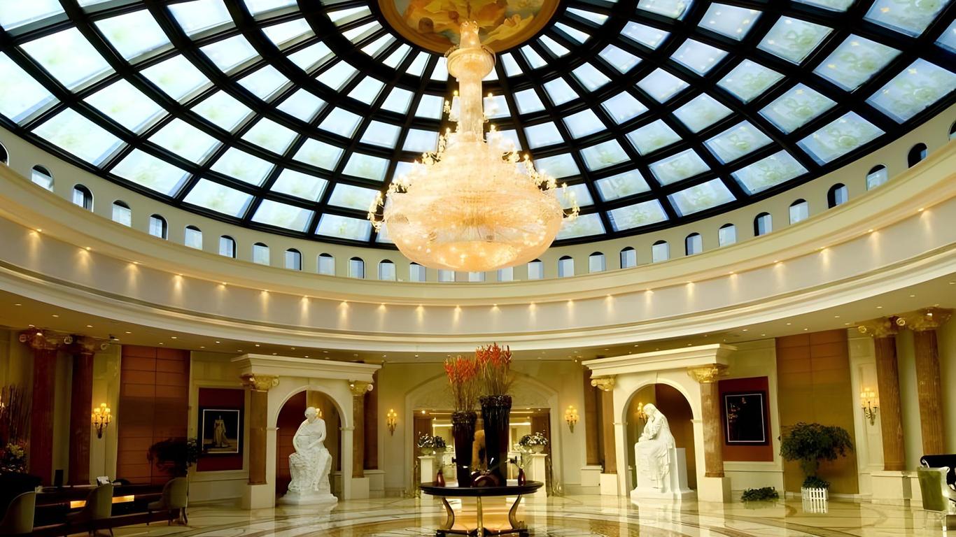 Zhejiang Tianducheng French Themed Resort