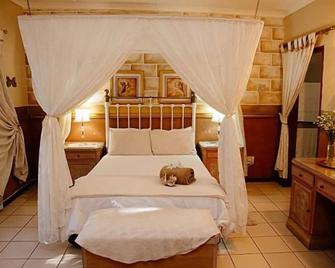 Cococabana Guest House - Pongola - Bedroom