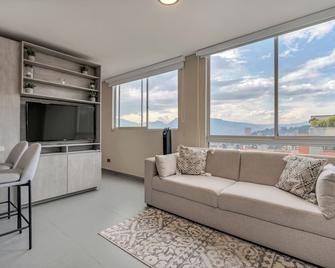 Apartamentos Oslo Tesoro By Housy Host - Μεδεγίν - Σαλόνι
