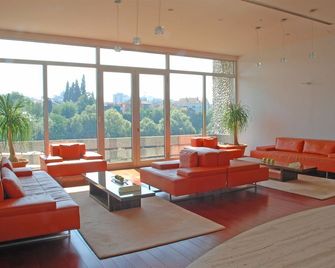 Hostel Podgorica - Podgorica - Lounge