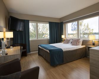 Hotel Adlon - Mariehamn - Bedroom