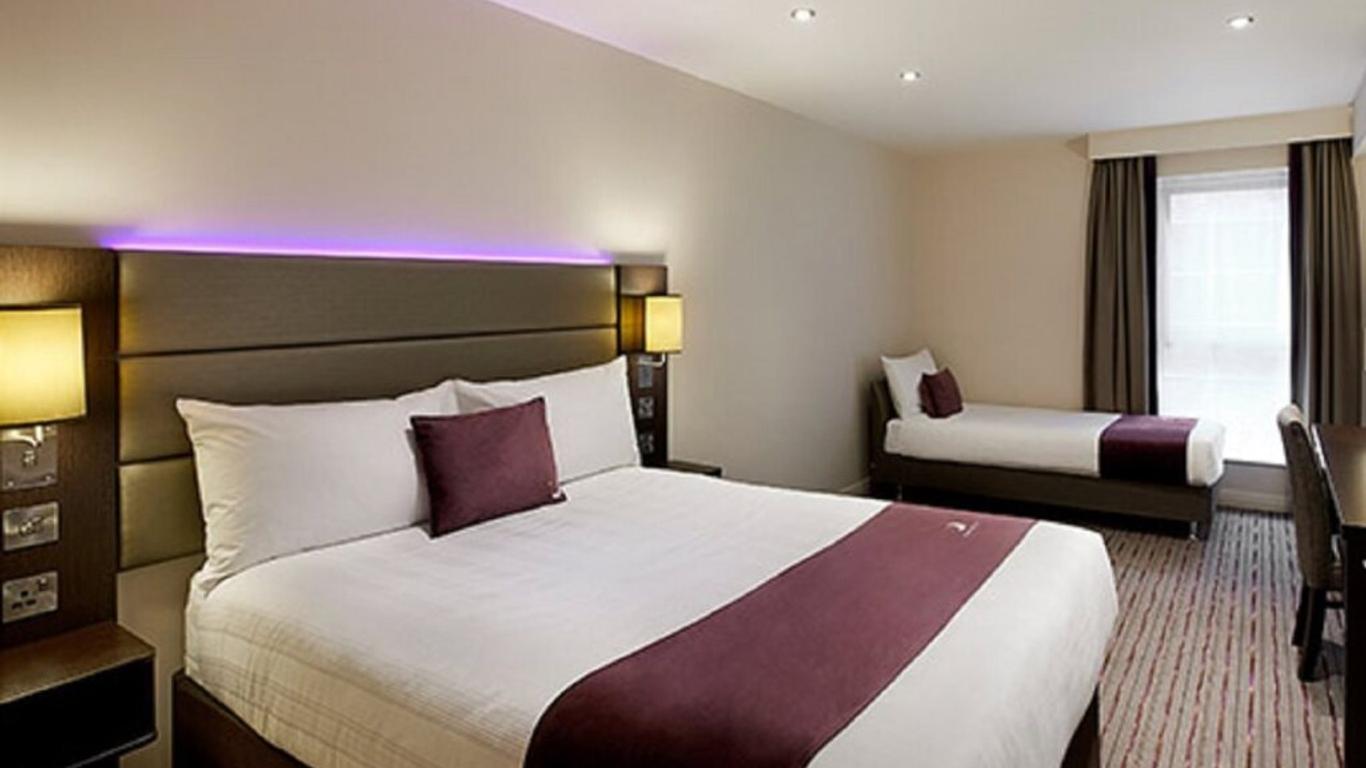 Premier Inn Gatwick Crawley Town West