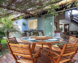 BZ26 40 metros da Praia! Casa Ampla com piscina - Búzios - Patio