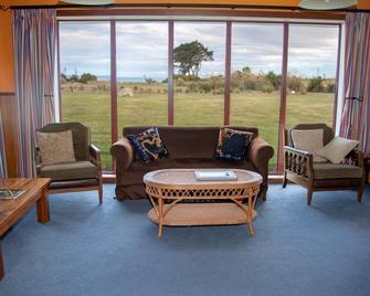 Old Bones Lodge - Oamaru - Sala de estar