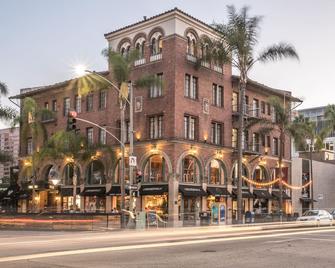Broadlind Hotel - Long Beach - Building
