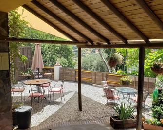 Fundalucia - Quéntar - Patio