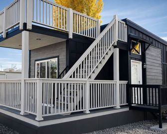 Page Lake Powell Campground - Tiny Homes - Page