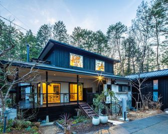 Auberge Hidanomori - Takayama - Building