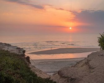 Oporto Surf Lodge - Esmoriz - Praia