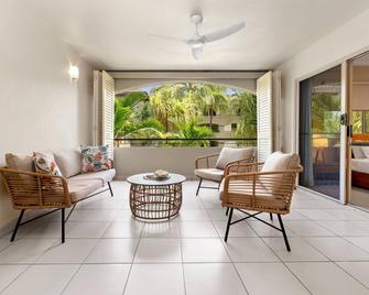 Tropical Bliss - Cairns 9 Pools Bbq Gym - Cairns - Balcon