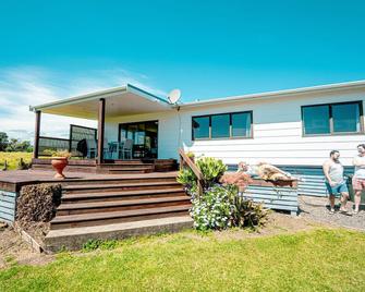 Airi Kainga - Seaside Escape - Te Kaha - Edificio