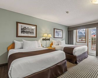 Canmore Rocky Mountain Inn - Canmore - Habitación