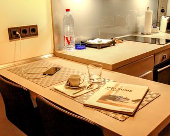 Bluestone Boarding Apartments - Düsseldorf - Cucina