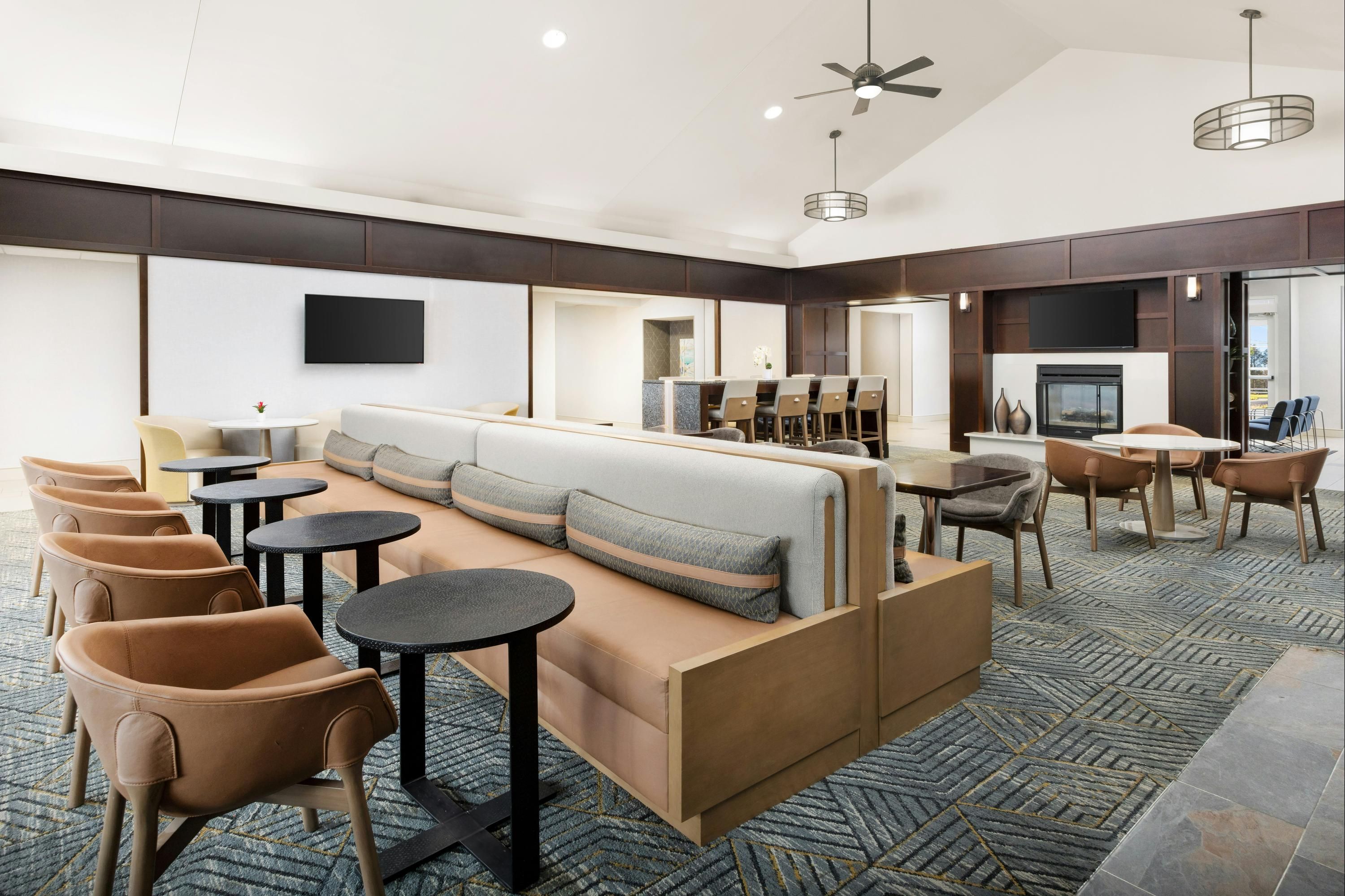 Homewood Suites by Hilton Manchester/Airport - Manchester - Sala d'estar