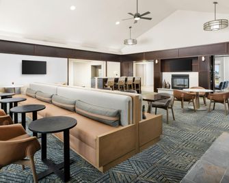 Homewood Suites by Hilton Manchester/Airport - Manchester - Sala d'estar