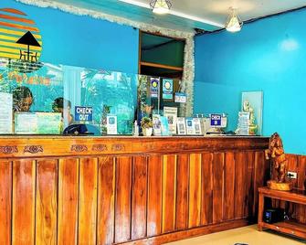 Villa Paraiso Resort & Waterpark - Mambajao - Bar