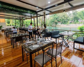 Loboc Riverside Inn & Restaurant - Loboc - Restaurant