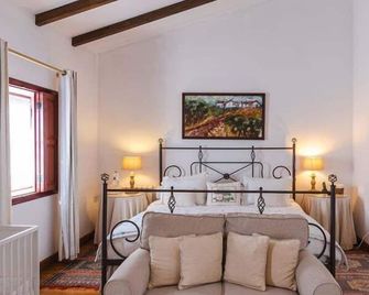 Charming Farm House With Pool - Ferreira do Alentejo - Bedroom