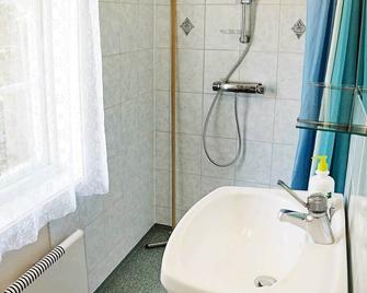 4 Person Holiday Home in Ankarsrum - Västervik - Badkamer
