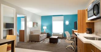Home2 Suites by Hilton Roanoke - Roanoke