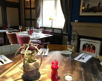 The Crown Pub, Dining & Rooms - Henlow - Restaurant