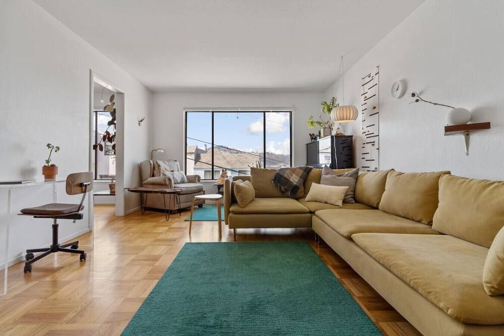 Two Bedroom Home Near the Freeway for Easy Access - San Francisco - Sala de estar