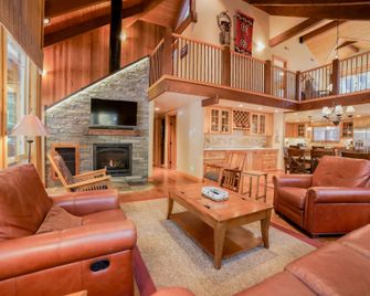 Black Butte Ranch - Sisters - Living room