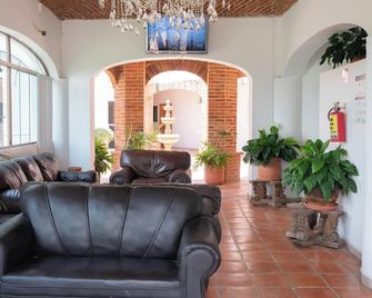 Hotel La Joya Del Lago - Ajijic - Lobby