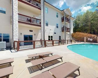 Viewpoint Condominiums - Pigeon Forge - Pool