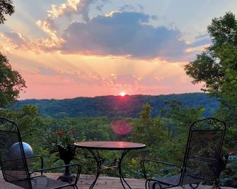 St. Croix Valley Inn - Osceola - Balcony