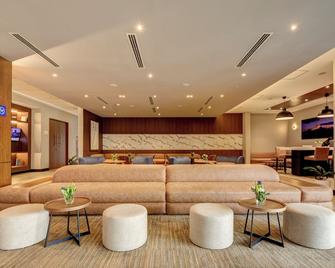 لا كينتا باي ويندام سانتياجو أيروبويرتو - سانتياغو - ردهة