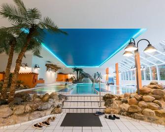 Familien Apartmenthotel Panoramic - Bad Lauterberg - Piscina