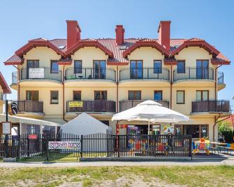 Apartamenty Sun & Snow Karwia - Karwia - Budynek