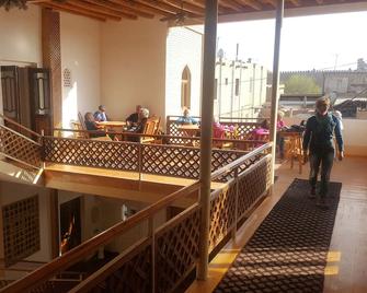 Islambek Hotel & Travel - Khiva - Balcony