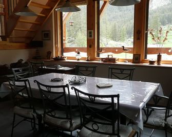 La Grange St.Antoine - Appartment-chalet n°1, 3 stars, private fenced garden - Le Monêtier-les-Bains - Salle à manger