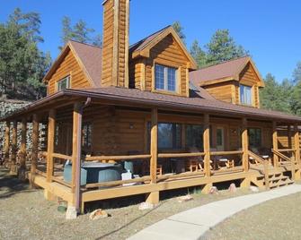 Lone Pine Lodge - Prescott - Edificio